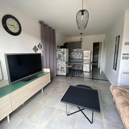 Studio Avec Exterieur Ombrage Saint-Marcel-lès-Valence Dış mekan fotoğraf